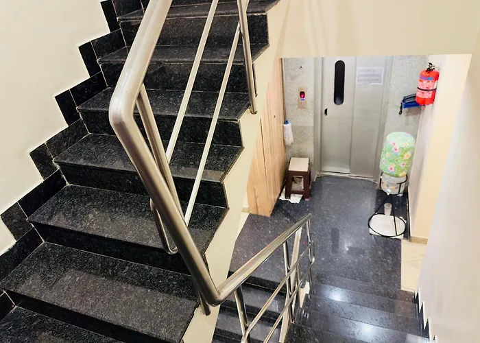 Stay Court - Business Class Hotel - Near Central Railway Station