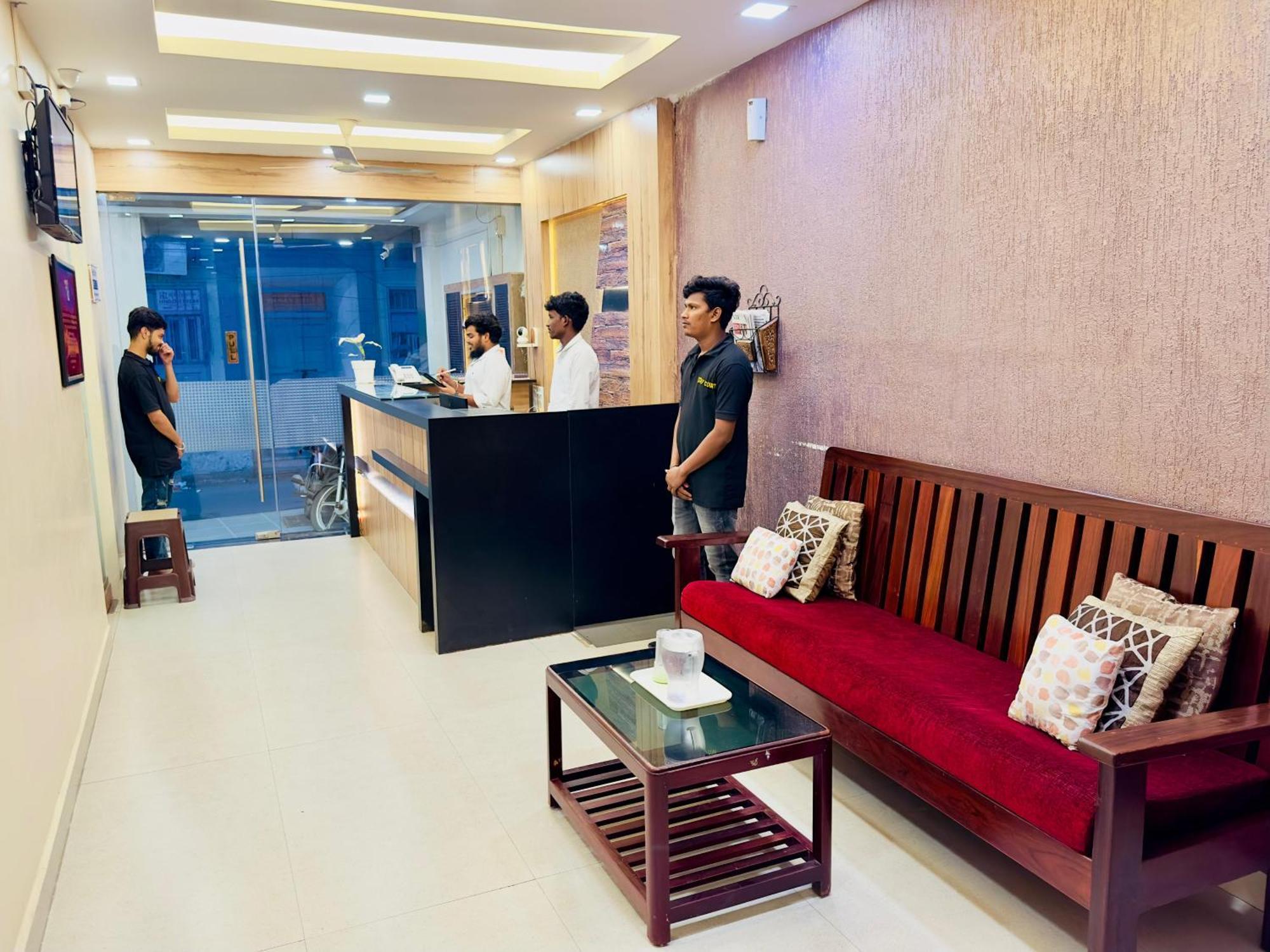 Hotel Court - Business Class - Near Railway Station Chennai